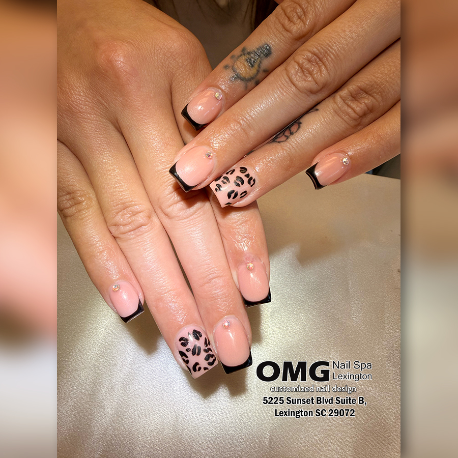 OMG Nails Lexington logo